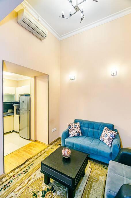 Apartment Azneft Meydani Bakü Dış mekan fotoğraf