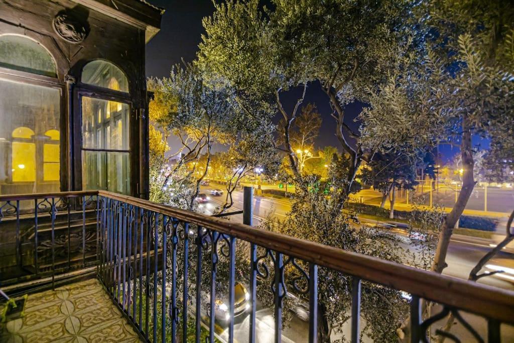 Apartment Azneft Meydani Bakü Dış mekan fotoğraf