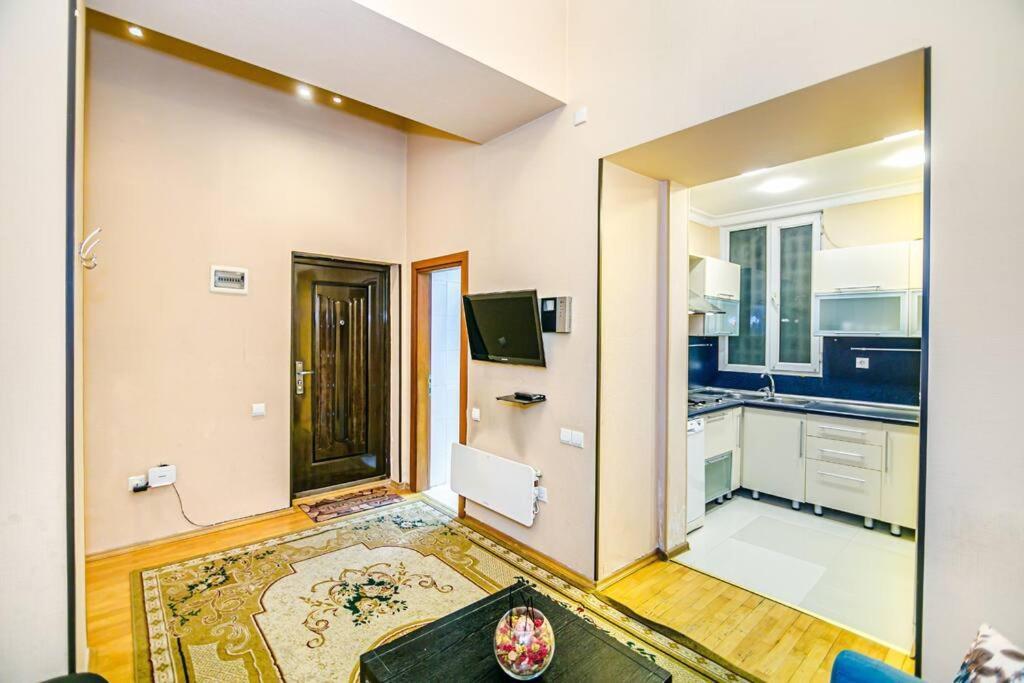 Apartment Azneft Meydani Bakü Dış mekan fotoğraf